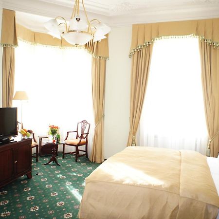 Hotel Mignon Karlovy Vary Bagian luar foto